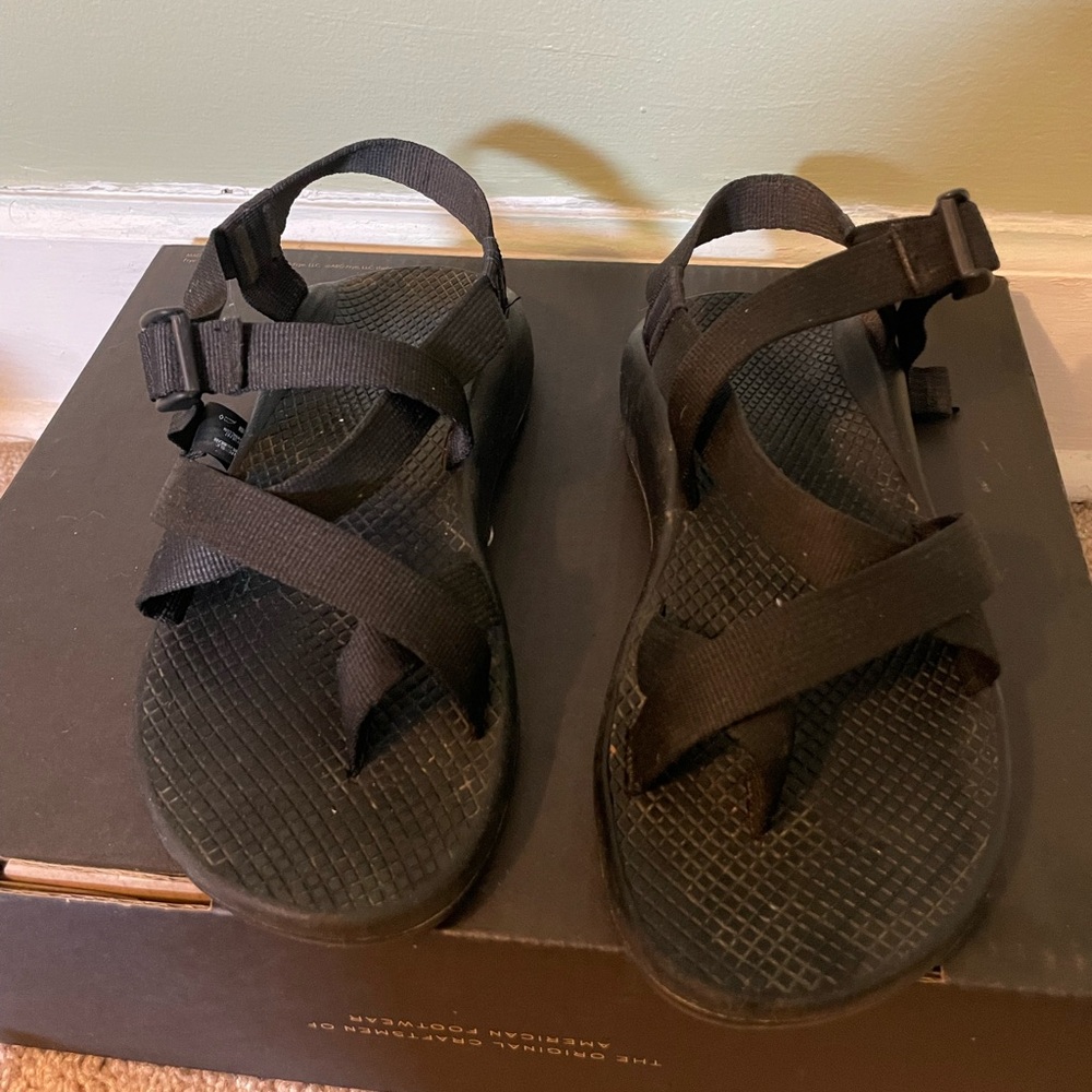 Women’s Black Chaco Sandals Size 9